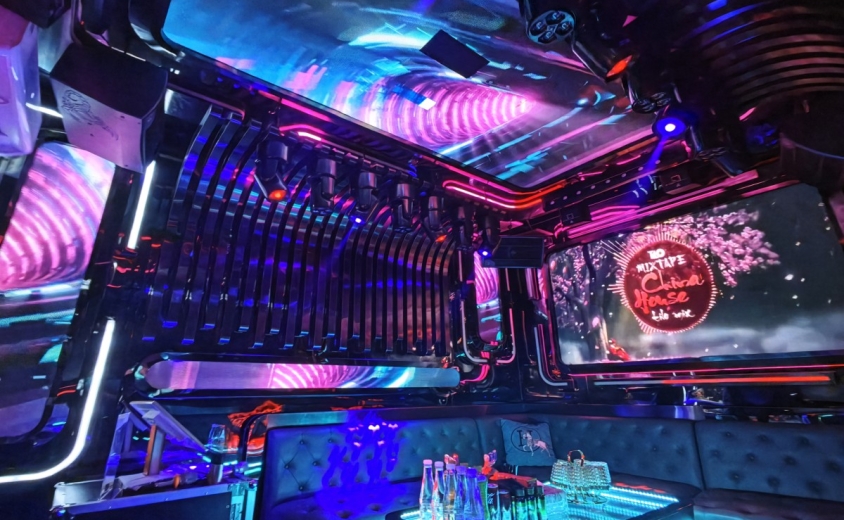 KARAOKE BOSS VILLA